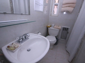 Midwood Suites Brooklyn