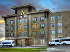 Acclaim Hotel By CLIQUE
