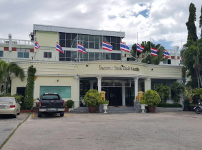 Windmill Resort Hotel