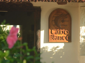 Cabo Blanco Hotel & Marina