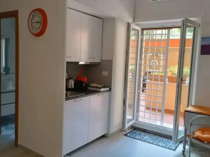 Vatican tiny house by Gialel