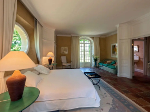 Le Chaufourg Chateau