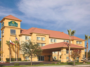 Fairfield by Marriott Inn & Suites Fresno River Park