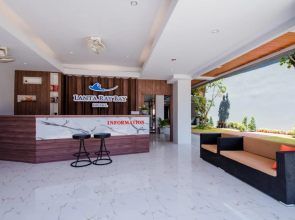 Lanta Ray Bay Hotel