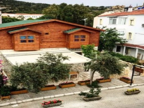 Lithos Hotel