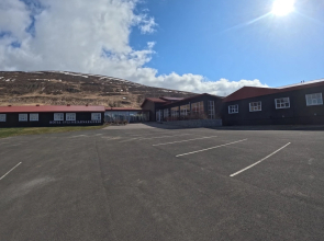 Hotel Sveinbjarnargerdi