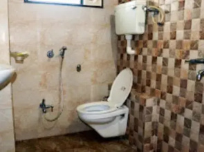 Hotel Devarshi Maheshwar