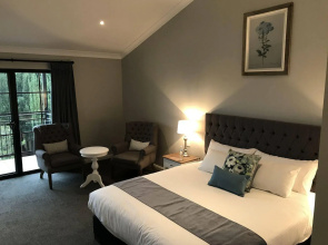 Camden Valley Inn