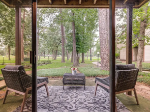 Walk to Lake Conroe - Condo w/ Community Perks!