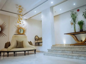 Check Inn Hotels Apo