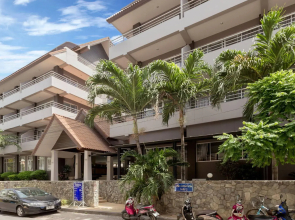 The Holiday Resort Pattaya