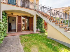 Residence with swimming pool in Sorano