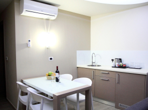 Renieris Hotel