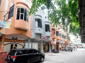 OYO 835 Metropolitan Home Stay