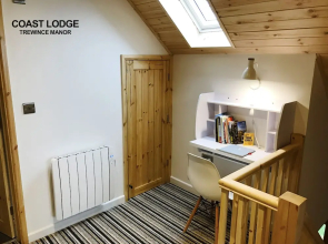 Coast Lodge