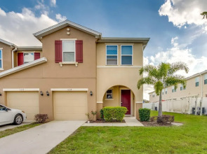 Comfy House at Compass Bay Cb102