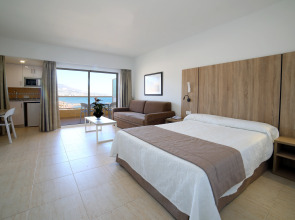 Aparthotel PYR Fuengirola