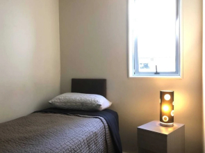 Modern 3 Bedroom Apartment in Auckland