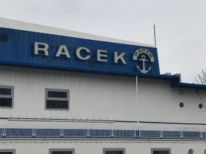 Botel Racek