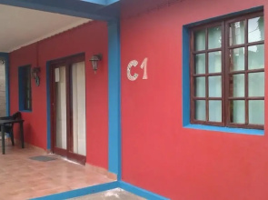 Waves Lodge