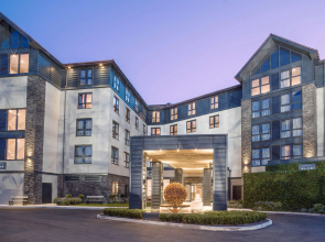 Boulevard Hotel