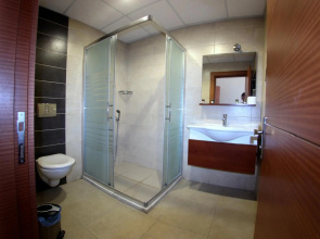 Selena Hotel