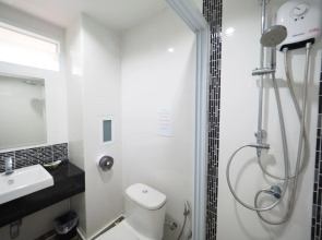 Lanta Fevrier Resort