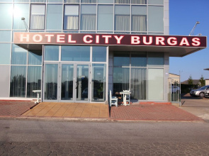City Hotel
