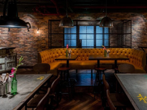 Majestic City Retreat Hotel