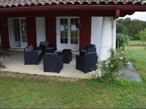 House With 5 Bedrooms in Ahetze, With Wonderful Mountain View, Private