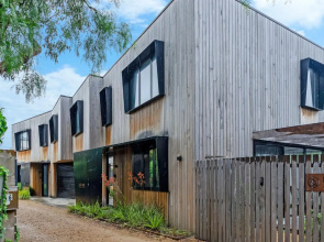 Laneway Apartments - Vesper