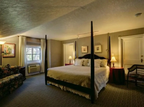 The Brown Street Inn