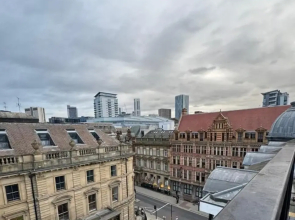 Leeds Apt - Hottub - Sleeps 6 - Special Occasions