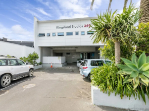 Kingsland Studios 349