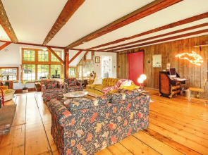 COHO Inn & Motor Lodge