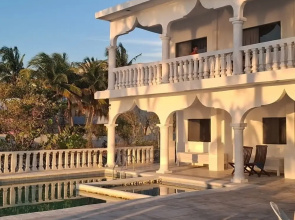 Casa del viento celestun