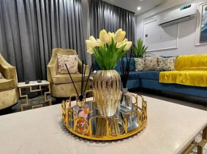 Granville Penthouse Apartments