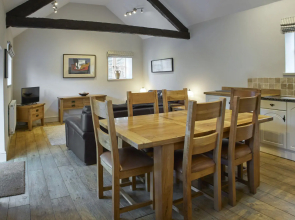 Host Stay Derwent