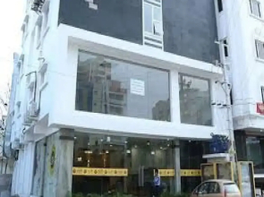 Room in Guest Room - Cosy Room With Private Bath And Work Desk