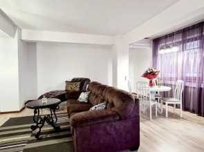 R.O.S.E. Apartment