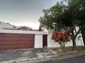 Hotel Boutique CasAguacate