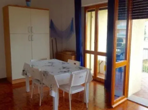 M89 - Marcelli, trilocale con terrazzo a 30mt dal mare