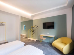 Airbase Hotel