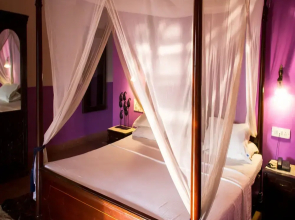 Papa Jolly Eco Resort - Near Morjim Beach