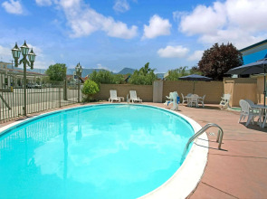 Travelodge by Wyndham Bishop