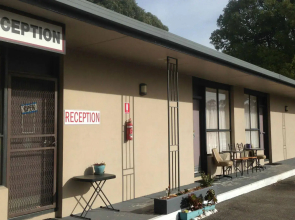 Meeniyan Motel