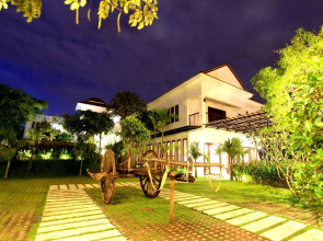 La Residence Blanc DAngkor