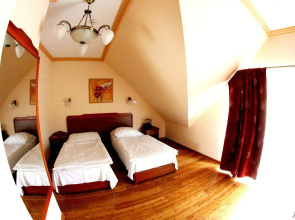 Fried Castle Hotel and Restaurant