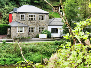 Charming Holiday Home In Durbuy With Garden