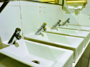 Feetup Garden House Hostel Barcelona